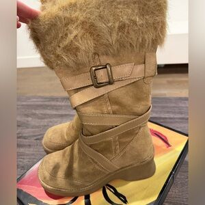Tan boots With fur Size 9 Y2K vintage